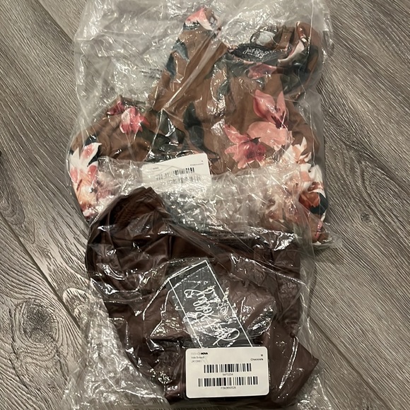 Summer tops - Picture 2 of 3